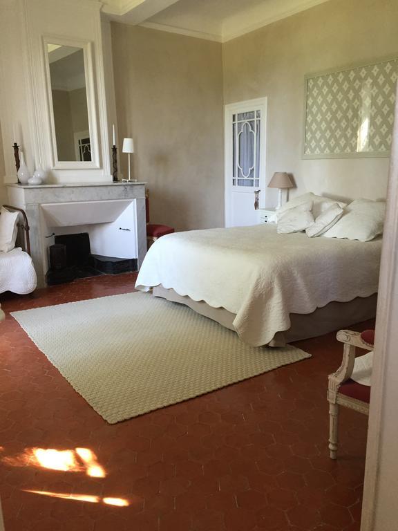 Domaine La Carraire Bed & Breakfast Lauris Exterior foto